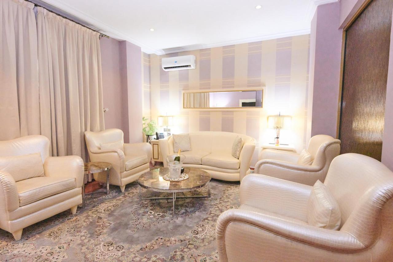 Oak Haven Hotel & Suites Port Harcourt Exterior foto