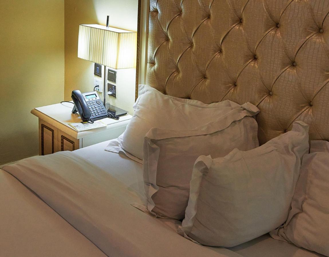 Oak Haven Hotel & Suites Port Harcourt Exterior foto